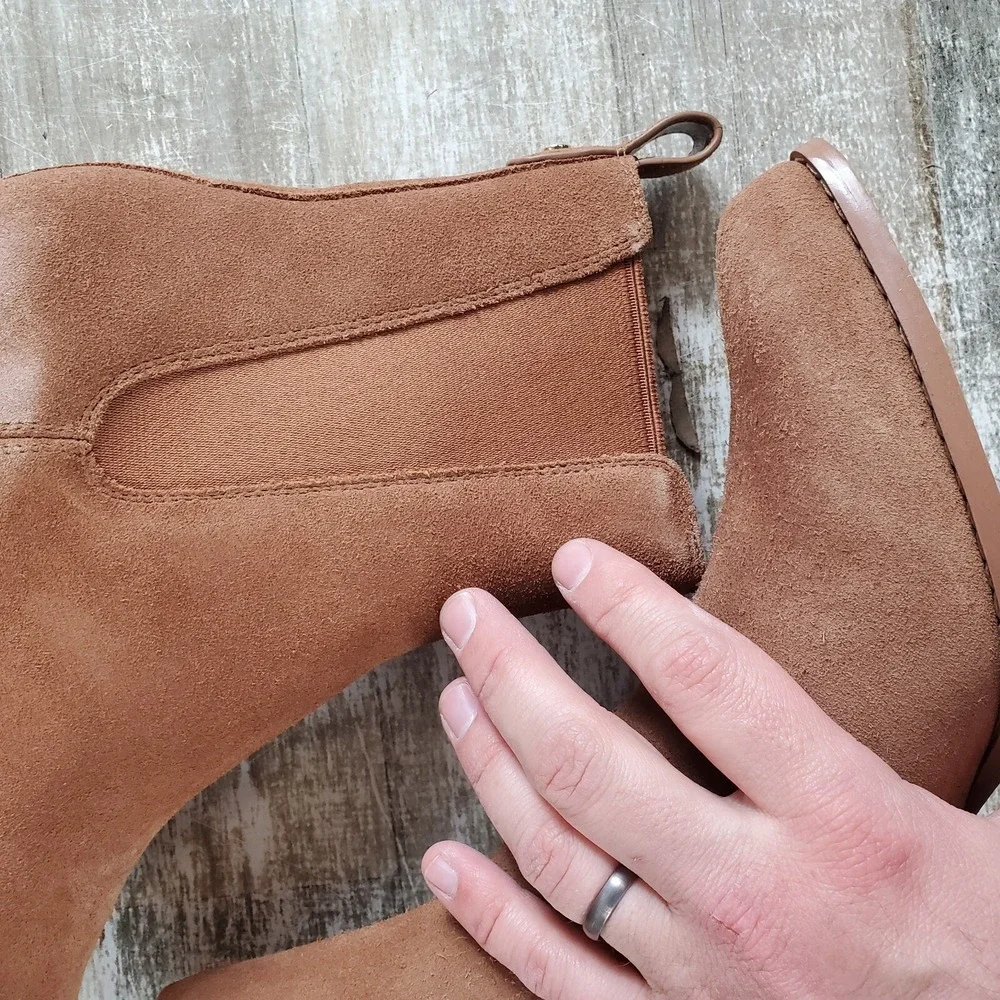Michael Kors Kinlee Bootie Womens Sz 8.5‎ M luggage Suede Pointed Toe Block Heel